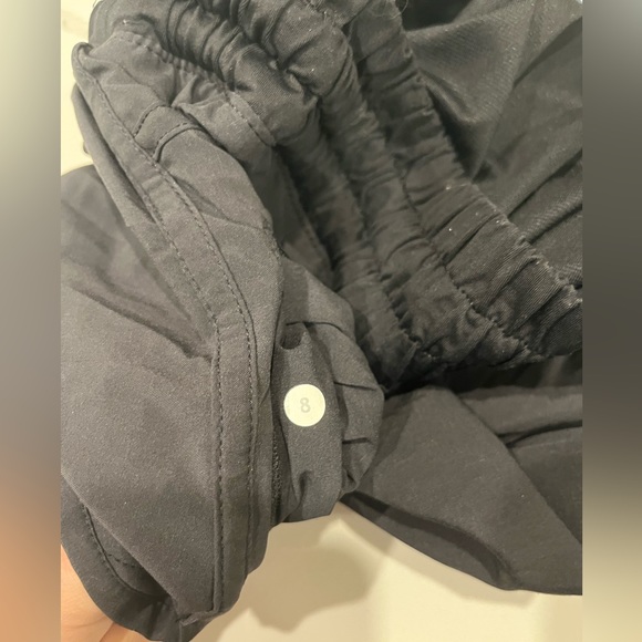 Lulu Lemon High-Rise Lined Short 3" - Picture 5 of 5